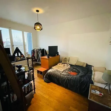 Appartement Avec Balcon Proche Centre-Gare-Lac